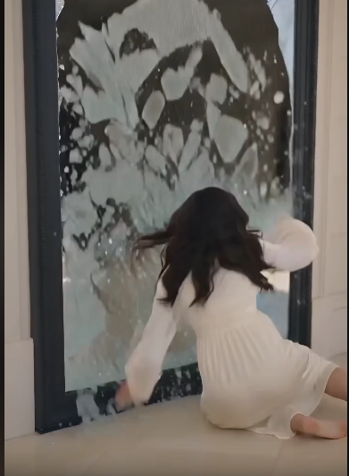 SHE WAS PUSHED INTO SHATTERED GLASS—BUT THE BROKEN MIRROR REVEALED WHO HAD BEEN WATCHING HER ALL ALONG.